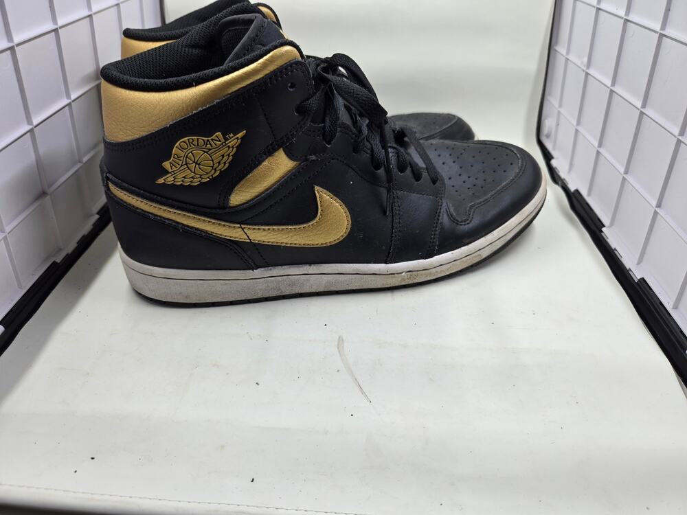 Nike Air Jordan 1 Mid Black Metallic Gold White Sneakers DQ8426-071 Men's 10.5